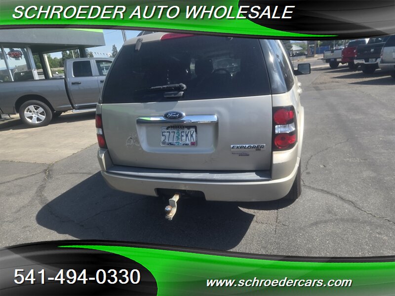 2007 Ford Explorer XLT - Photo 4 - Medford, OR 97501