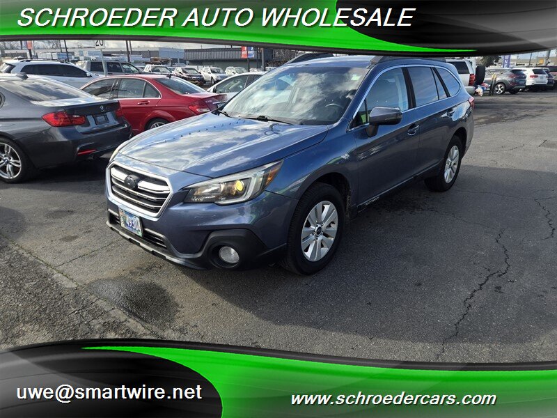 2018 Subaru Outback 2.5i Premium - Photo 7 - , OR 97527