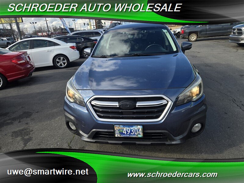 2018 Subaru Outback 2.5i Premium - Photo 8 - , OR 97527
