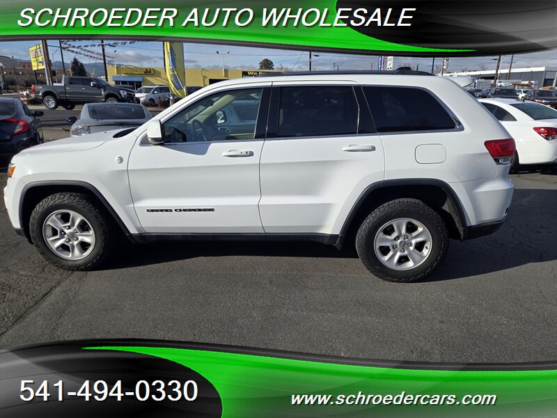 2017 Jeep Grand Cherokee Laredo - Photo 6 - Medford, OR 97501