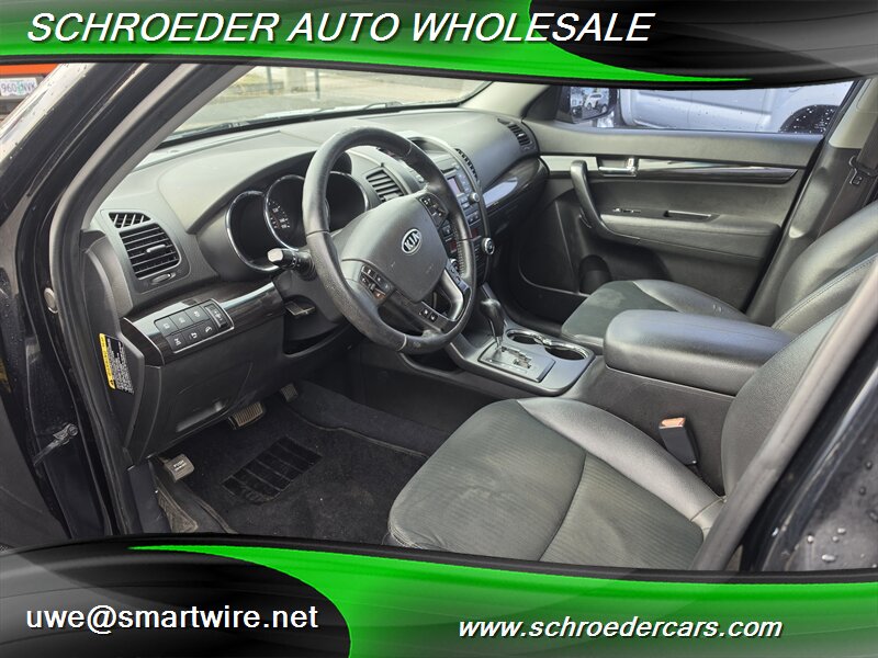 2011 Kia Sorento EX - Photo 8 - , OR 97527