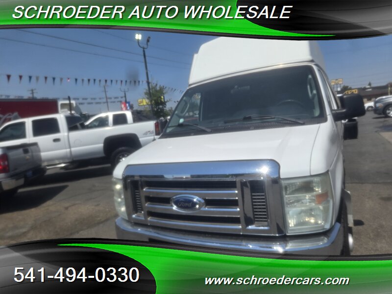 2013 Ford E-350 SD - Photo 8 - Medford, OR 97501