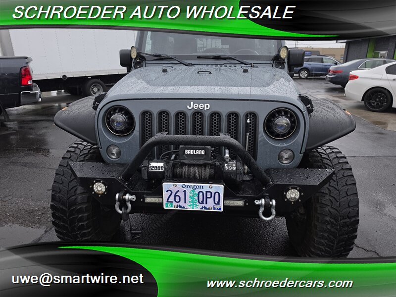 2015 Jeep Wrangler Unlimited Sport - Photo 8 - , OR 97527