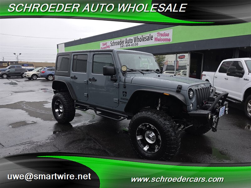 2015 Jeep Wrangler Unlimited Sport   - Photo 1 - , OR 97527