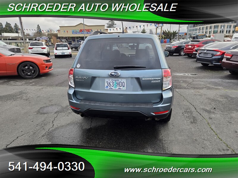 2012 Subaru Forester 2.5X Premium - Photo 4 - Medford, OR 97501