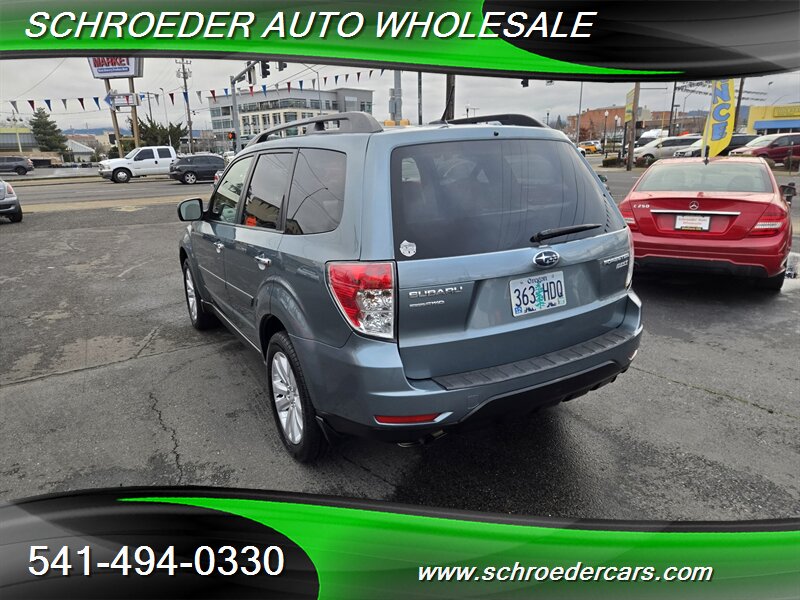 2012 Subaru Forester 2.5X Premium - Photo 5 - Medford, OR 97501