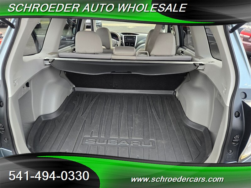 2012 Subaru Forester 2.5X Premium - Photo 11 - Medford, OR 97501