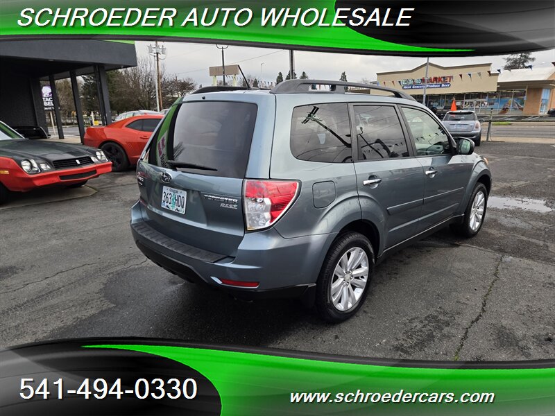 2012 Subaru Forester 2.5X Premium - Photo 3 - Medford, OR 97501