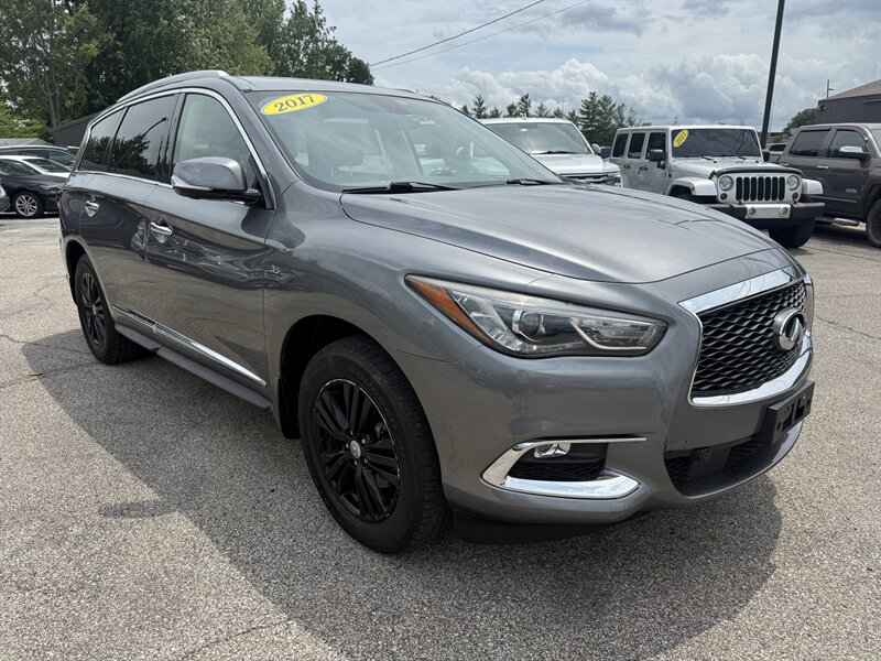 2017 INFINITI QX60   - Photo 1 - Lafayette, IN 47905