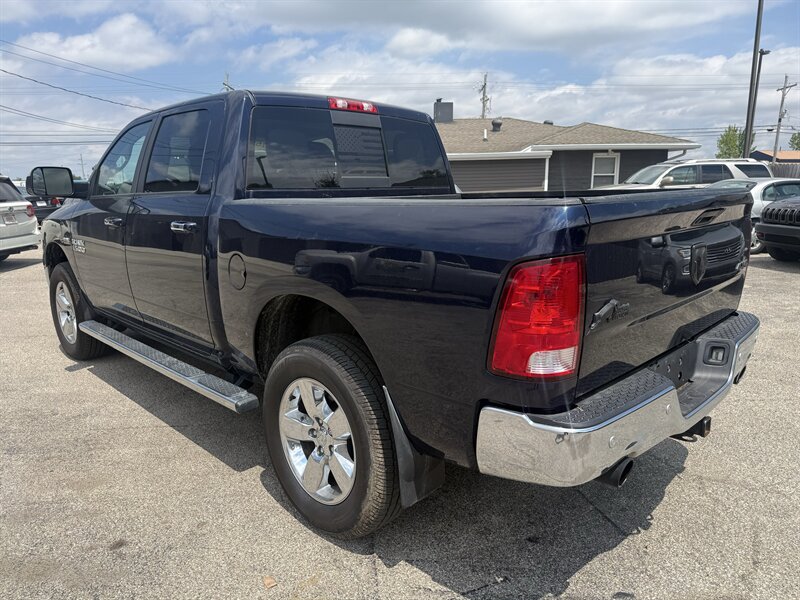 2016 RAM 1500 SLT - Photo 5 - Lafayette, IN 47905