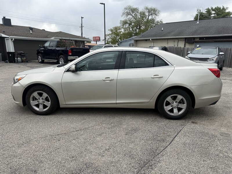 2014 Chevrolet Malibu LT - Photo 3 - Lafayette, IN 47905