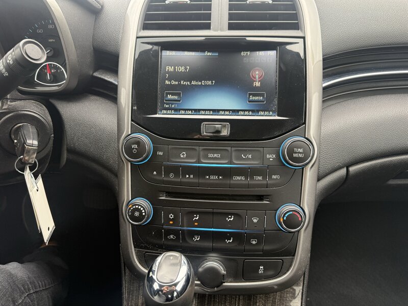 2014 Chevrolet Malibu LT - Photo 9 - Lafayette, IN 47905