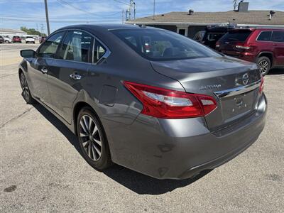 2017 Nissan Altima 2.5   - Photo 5 - Lafayette, IN 47905
