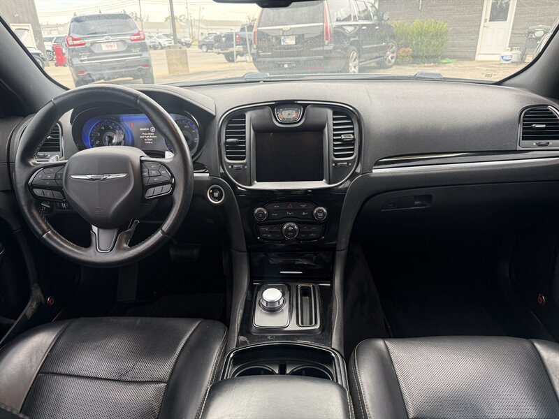 2017 Chrysler 300 Series S - Photo 9 - Lafayette, IN 47905