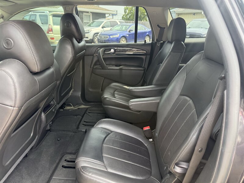 2016 Buick Enclave Leather - Photo 8 - Lafayette, IN 47905