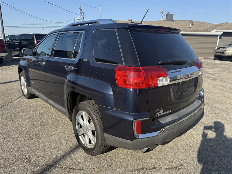 2017 GMC Terrain SLT - Photo 5 - Lafayette, IN 47905