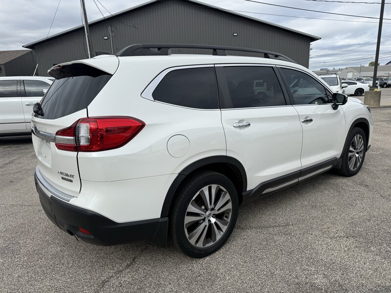 2021 Subaru Ascent Touring - Photo 7 - Lafayette, IN 47905