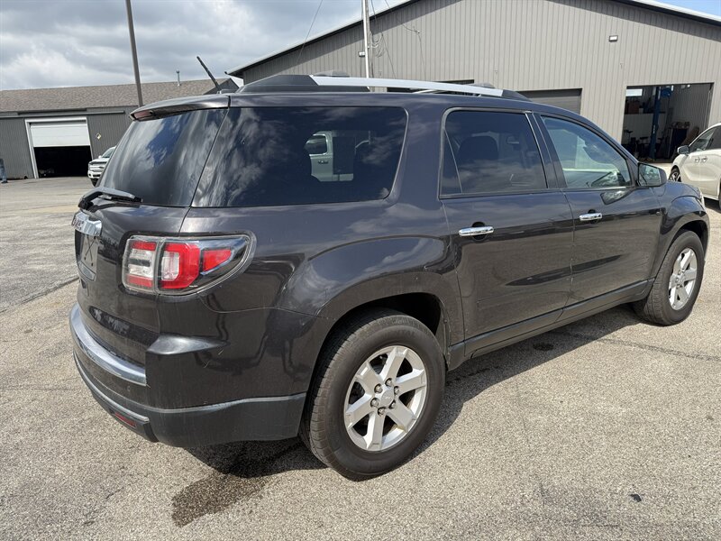2016 GMC Acadia SLE-2 - Photo 7 - Lafayette, IN 47905