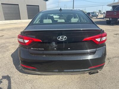 2017 Hyundai Sonata   - Photo 6 - Lafayette, IN 47905