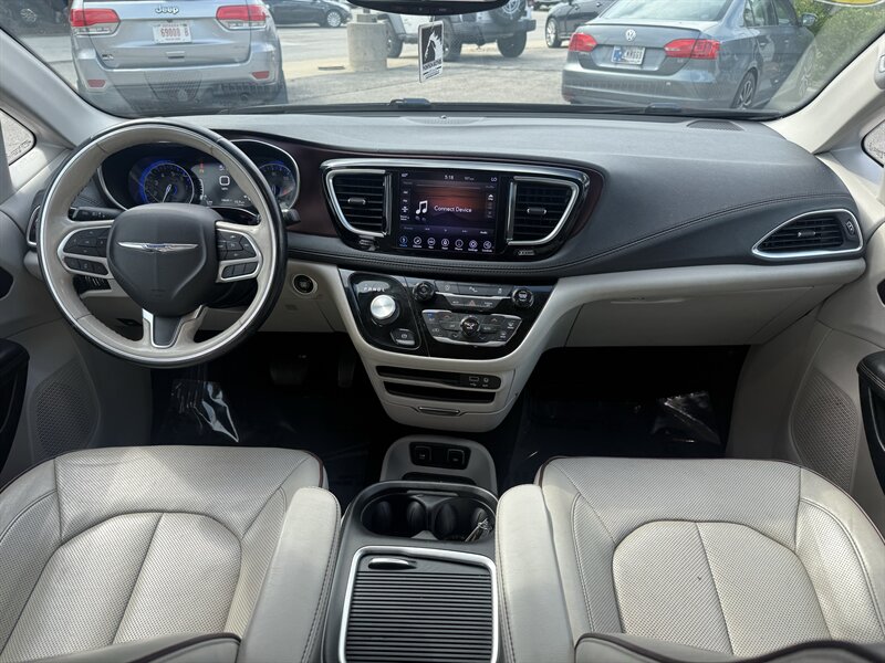 2020 Chrysler Pacifica Limited - Photo 11 - Lafayette, IN 47905