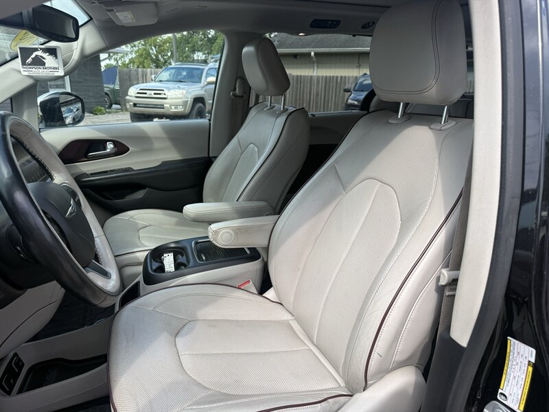 2020 Chrysler Pacifica Limited - Photo 12 - Lafayette, IN 47905