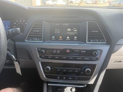 2016 Hyundai Sonata   - Photo 10 - Lafayette, IN 47905