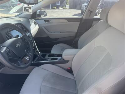 2016 Hyundai Sonata   - Photo 9 - Lafayette, IN 47905