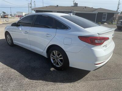 2016 Hyundai Sonata   - Photo 5 - Lafayette, IN 47905
