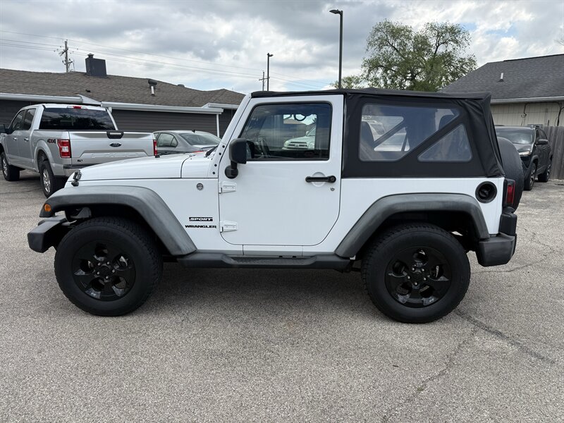 2011 Jeep Wrangler Sport - Photo 8 - Lafayette, IN 47905