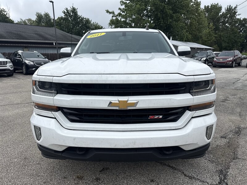 2017 Chevrolet Silverado 1500 LT - Photo 2 - Lafayette, IN 47905
