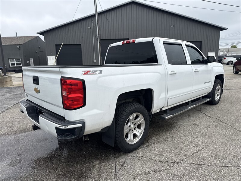 2017 Chevrolet Silverado 1500 LT - Photo 6 - Lafayette, IN 47905