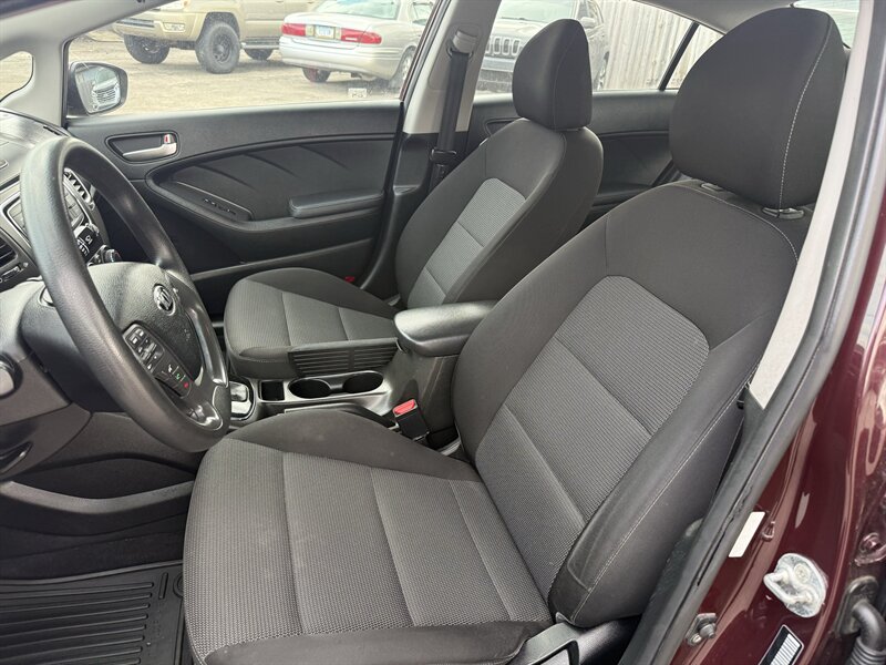 2018 Kia Forte LX - Photo 19 - Lafayette, IN 47905
