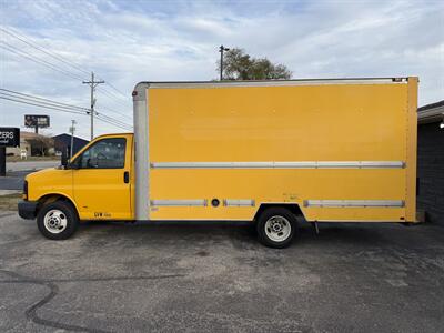 2004 GMC Savana Box Truck   - Photo 4 - Lafayette, IN 47905