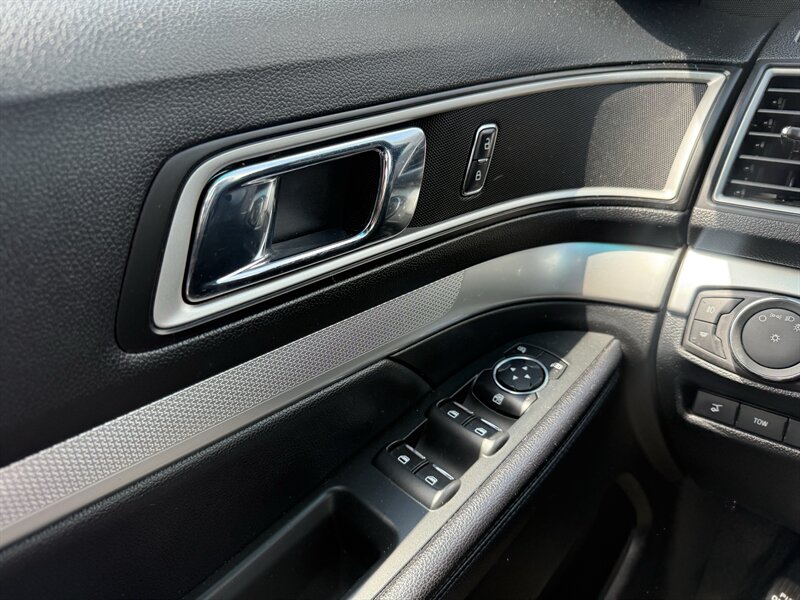 2016 Ford Explorer XLT - Photo 11 - Lafayette, IN 47905