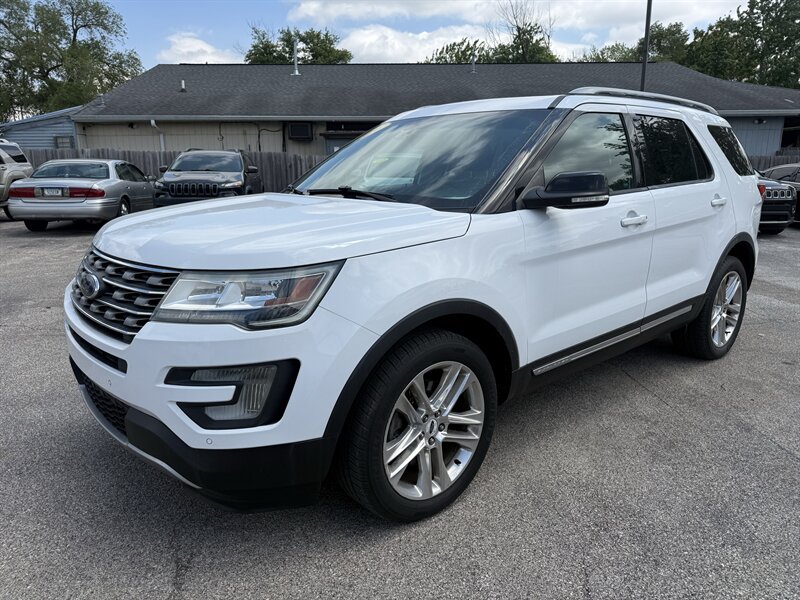 2016 Ford Explorer XLT - Photo 3 - Lafayette, IN 47905