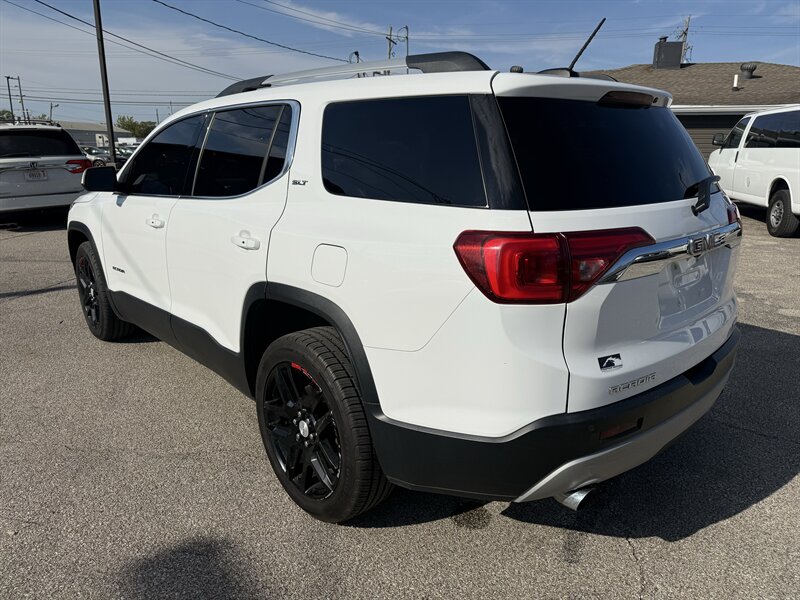 2018 GMC Acadia SLT-1 - Photo 5 - Lafayette, IN 47905