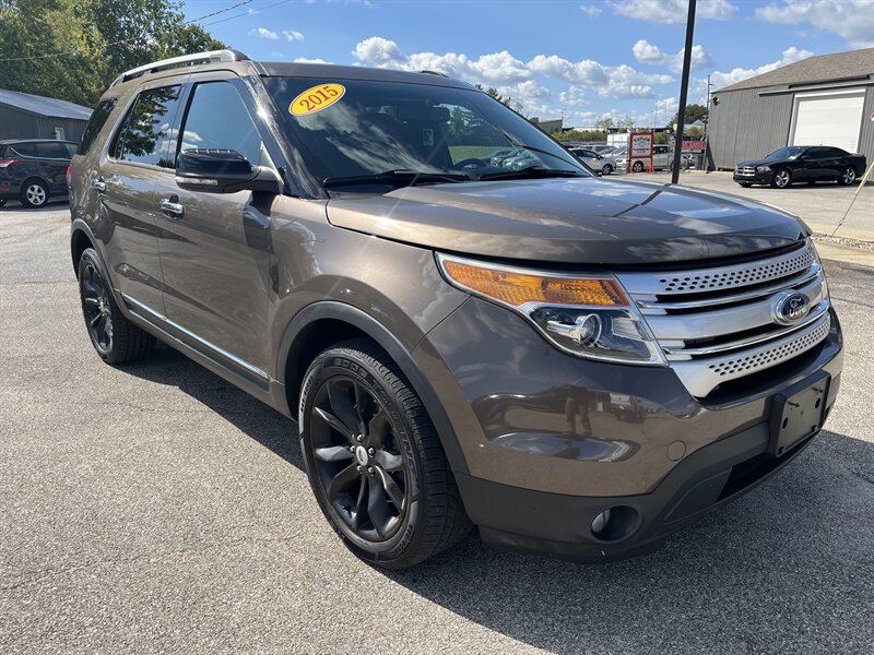 2015 Ford Explorer XLT - Photo 1 - Lafayette, IN 47905