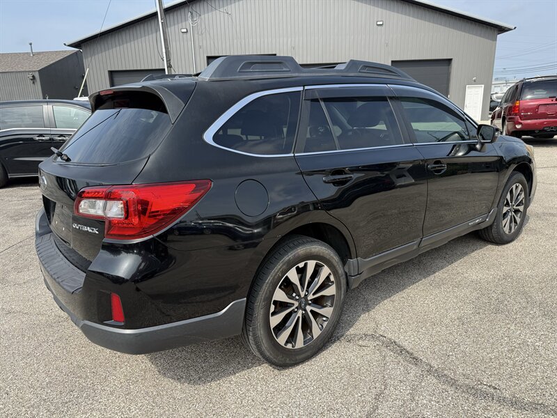 2015 Subaru Outback 2.5i Limited - Photo 7 - Lafayette, IN 47905