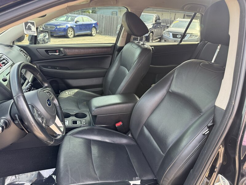 2015 Subaru Outback 2.5i Limited - Photo 10 - Lafayette, IN 47905