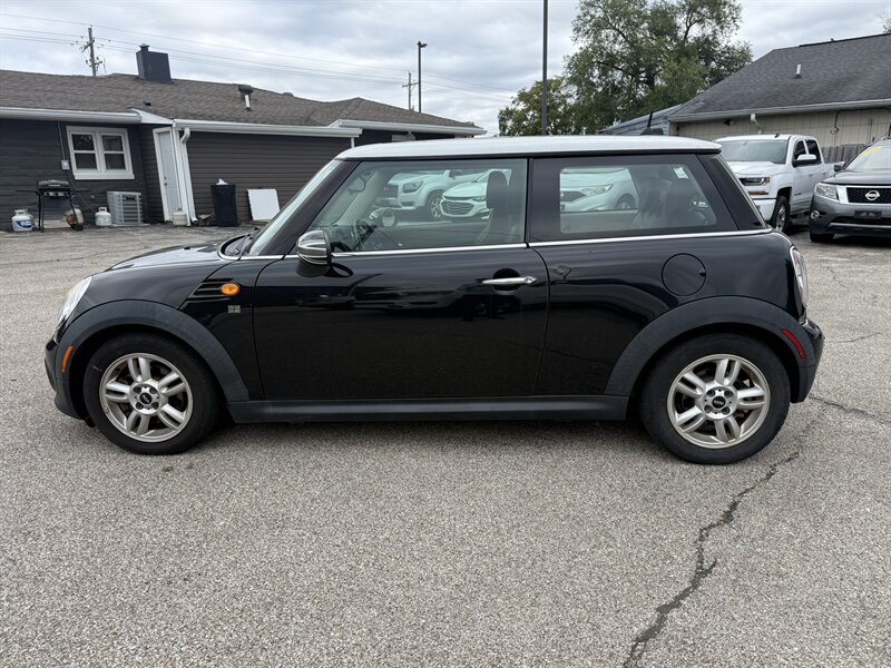2013 MINI Hardtop Cooper - Photo 4 - Lafayette, IN 47905