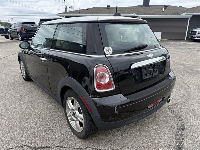 2013 MINI Hardtop Cooper - Photo 5 - Lafayette, IN 47905