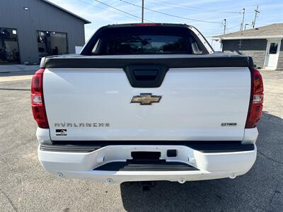 2010 Chevrolet Avalanche LT   - Photo 5 - Lafayette, IN 47905