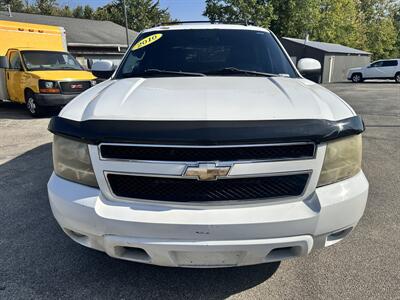 2010 Chevrolet Avalanche LT   - Photo 2 - Lafayette, IN 47905