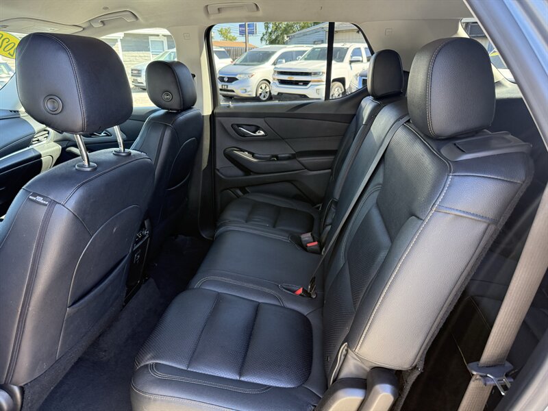 2020 Chevrolet Traverse LS - Photo 9 - Lafayette, IN 47905