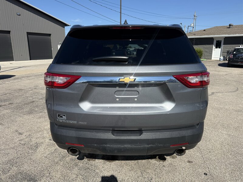 2020 Chevrolet Traverse LS - Photo 6 - Lafayette, IN 47905