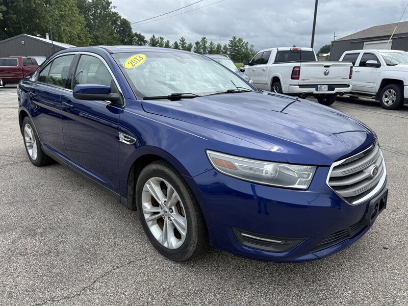 2013 Ford Taurus SEL   - Photo 1 - Lafayette, IN 47905