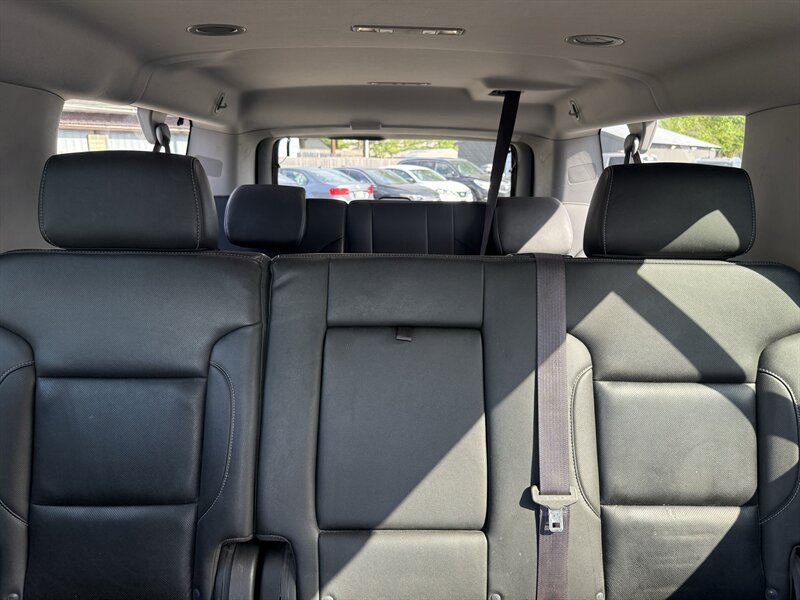 2017 GMC Yukon XL SLT - Photo 13 - Lafayette, IN 47905