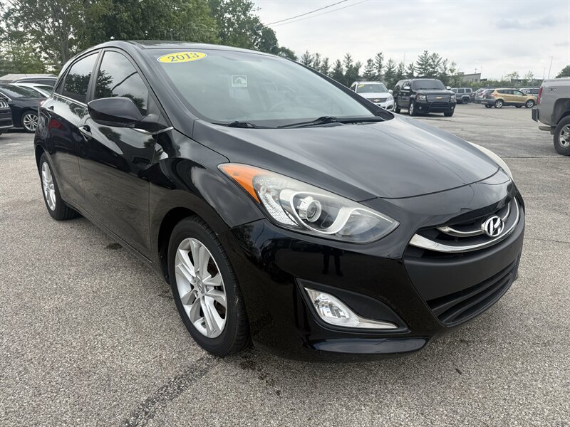 2013 Hyundai Elantra GT 1.8 6-Speed A/T's photo
