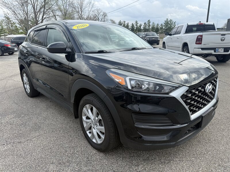 2020 Hyundai TUCSON SE  