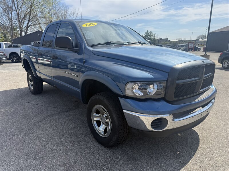 2005 Dodge Ram 1500 ST 4dr Quad Cab ST   - Photo 1 - Lafayette, IN 47905